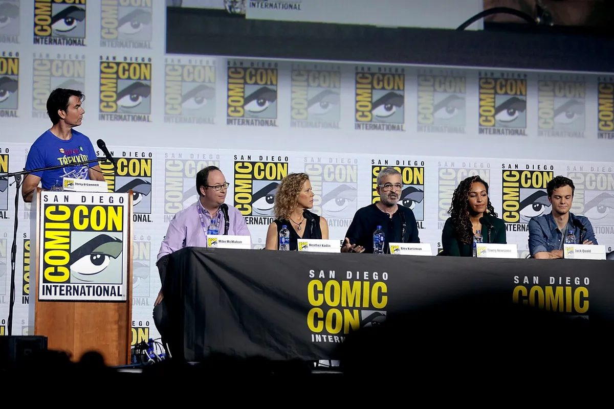 Jerry O'Connell Mike McMahan Heather Kadin Alex Kurtzman Tawny Newsome Jack Quaid