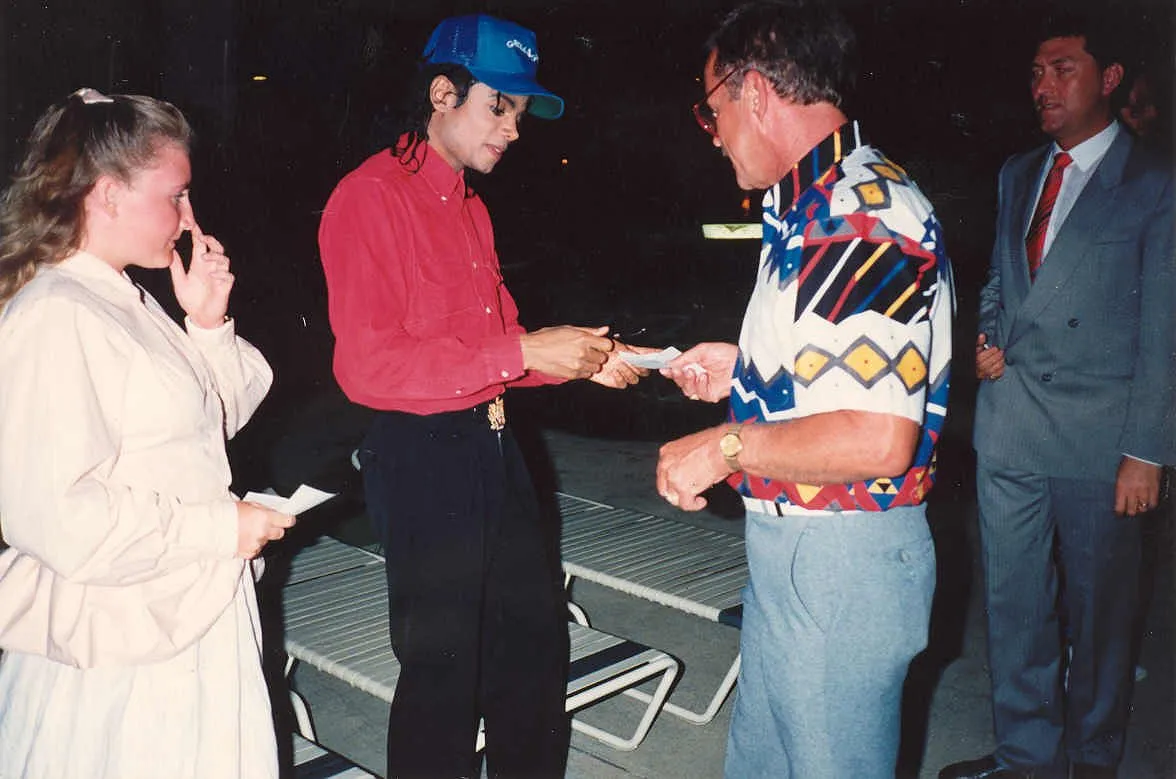Michael Jackson autograph