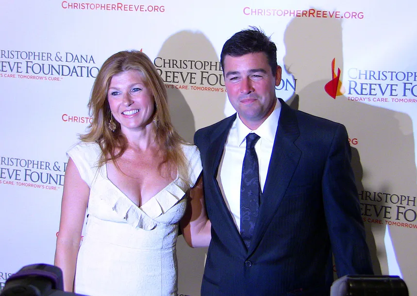 Connie Britton and Kyle Chandler