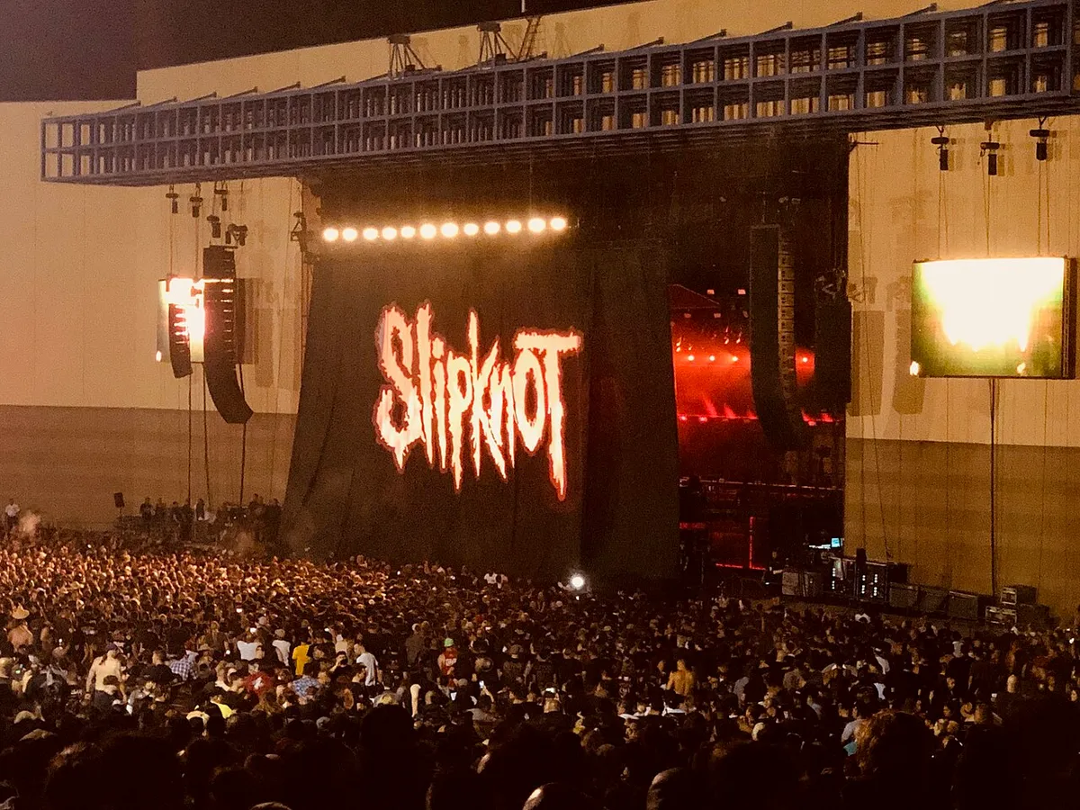 Slipknot performing live