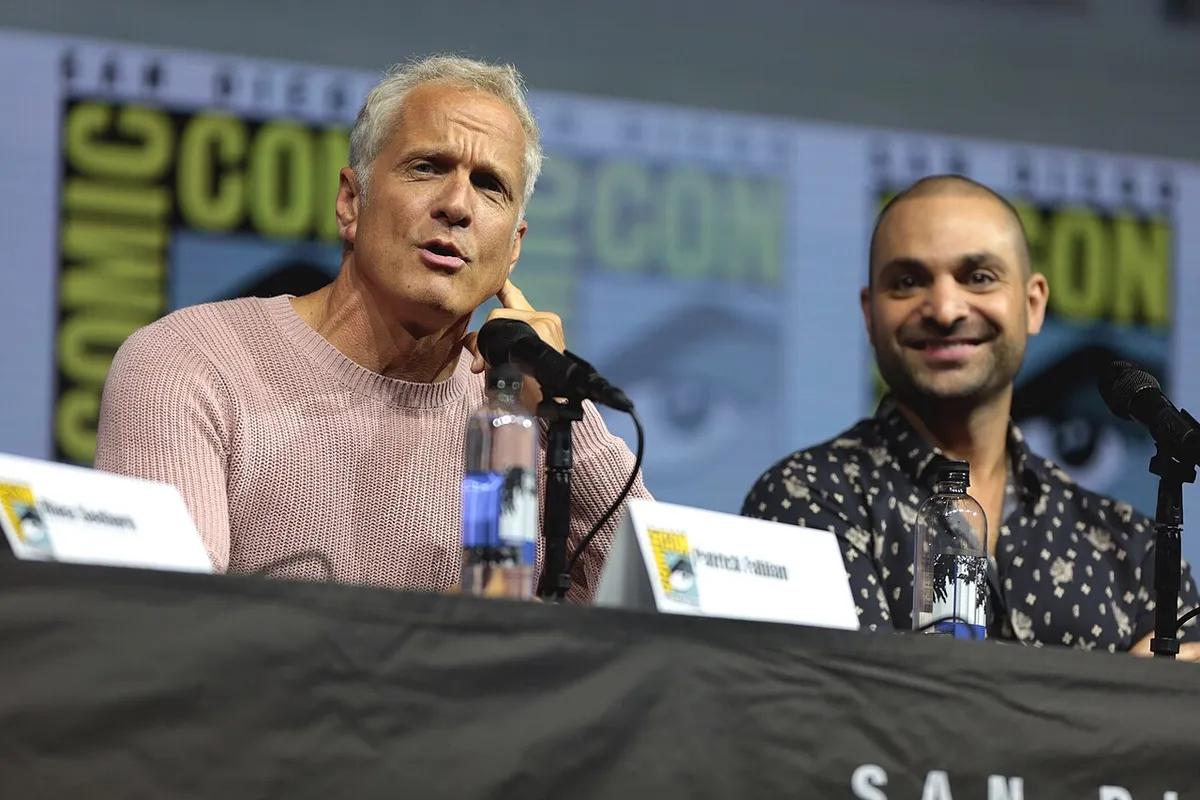 Patrick Fabian Michael Mando